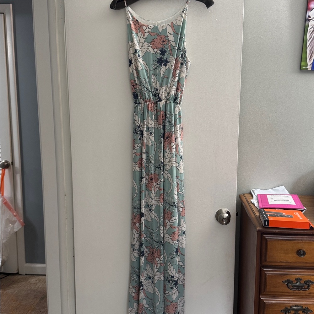 Floral Maxi Dress in Green and Pink-Verse